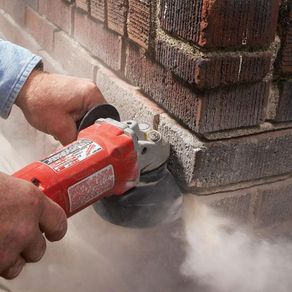 tuck pointing and mortar remvoal silica dust exposure 1